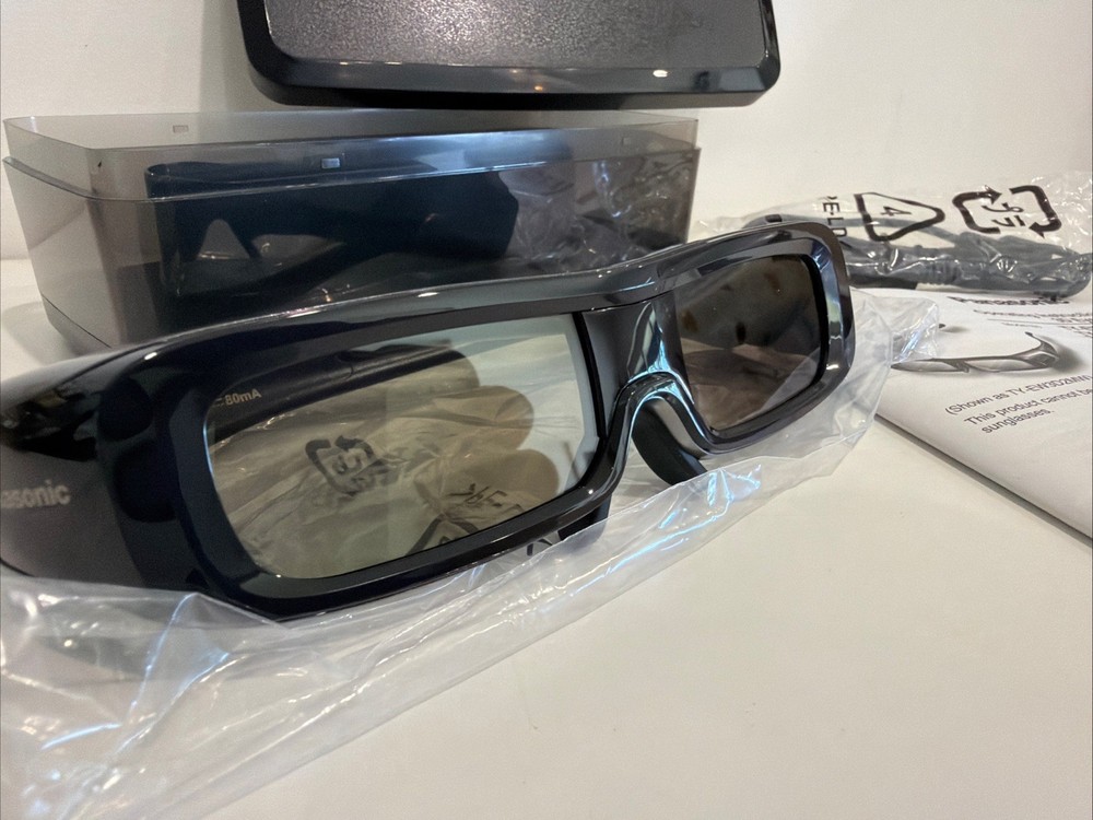 Panasonic TY-EW3D2M Active 3D Glasses w USB Cable + Instruction Manual