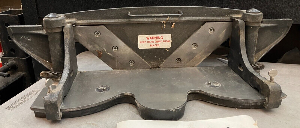 Grizzly G1690 Miter Trimmer