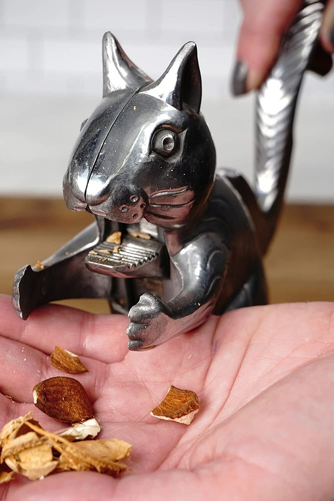 Máquina Para Romper Nuez Almendra Pecan Nut Cracker Machine Squirrel Nutcracker.