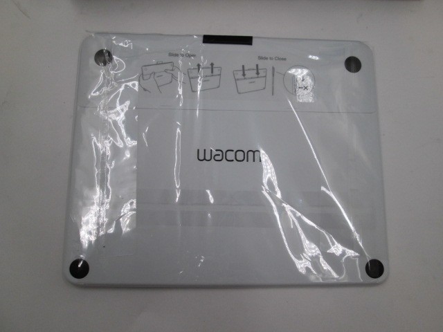 WACOM INTUOS DRAW Creative Pen Tablet CTL-490 Open Box