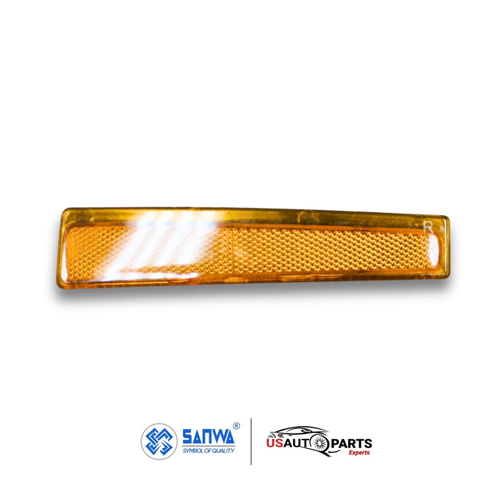 Step Panel Reflector RH For Mitsubishi Fuso