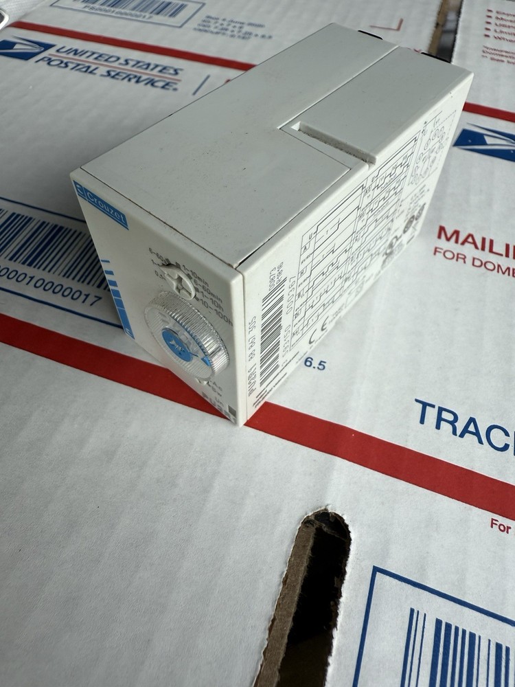 CROUZET PU2R1 MULTI-FUNCTION TIME DELAY RELAY 24-240 VAC 0.1s-100h