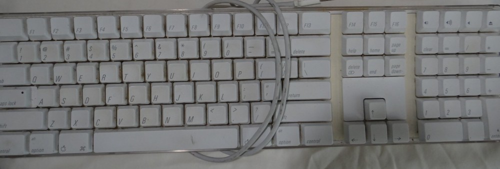Apple Macintosh USB Keyboard and Mouse