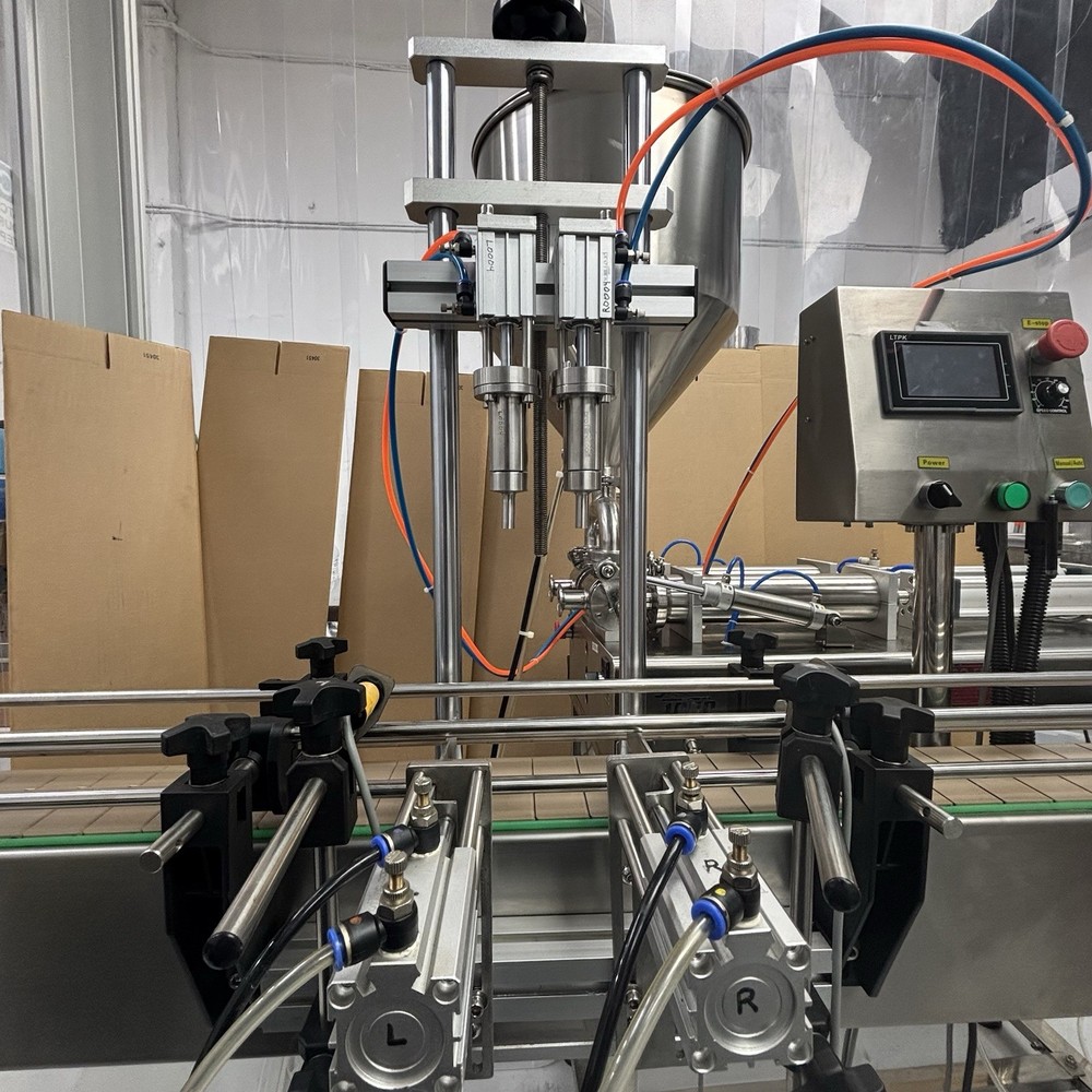 Automatic 2-head Liquid Filling Machine
