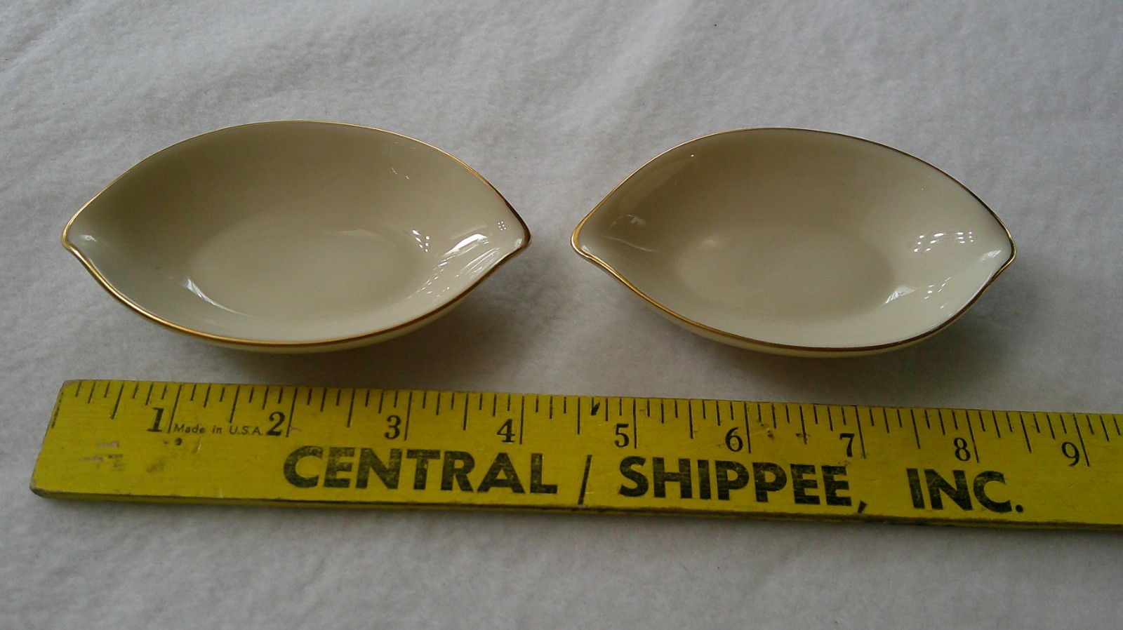Set Of 2 Lenox Oval Ashtrays/Salt Cellars/Dipping Sauce Bowls/Butter pats