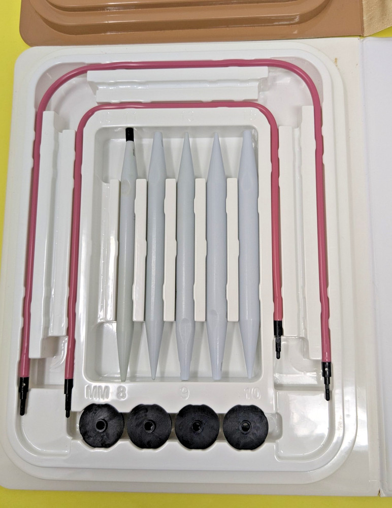 Denise interchangeable knitting needles 2 sets in case READ incomplete