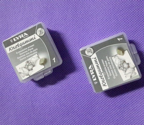 Lyra Kneadable Eraser Putty Rubber in Re-Sealable Case