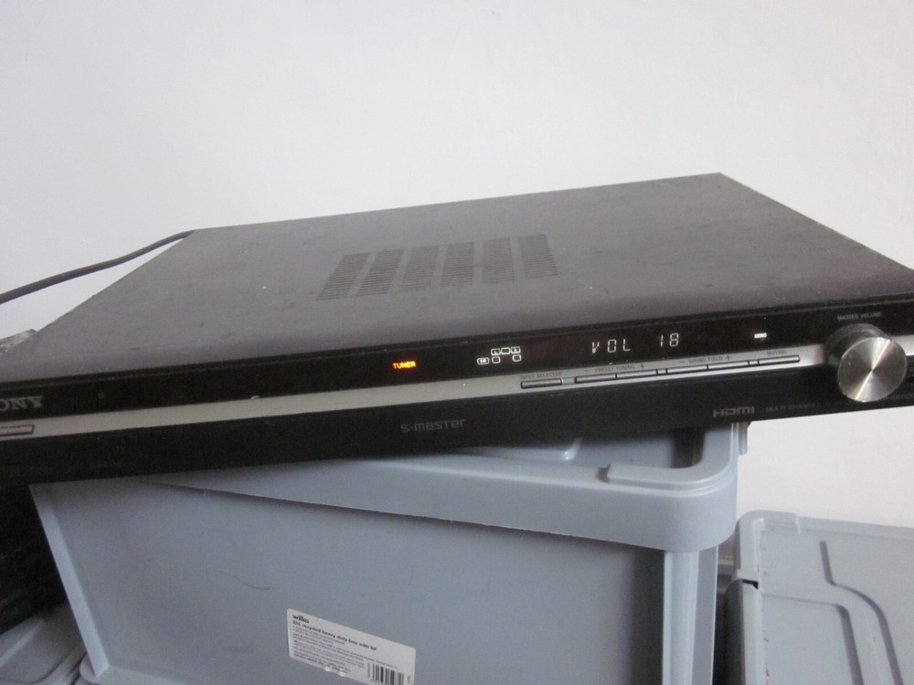 Sony Sound Master. Untested.