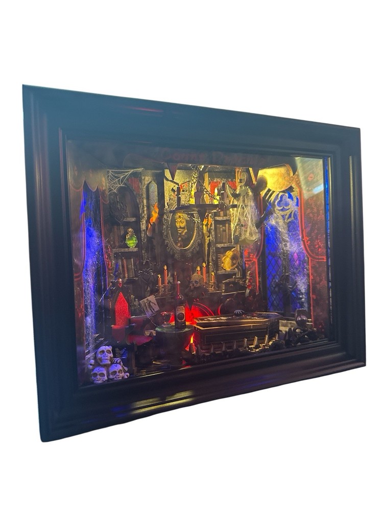 Fully Assembled Vampire Framed Shadow Box Lights Spooky Dracula Gift Diorama