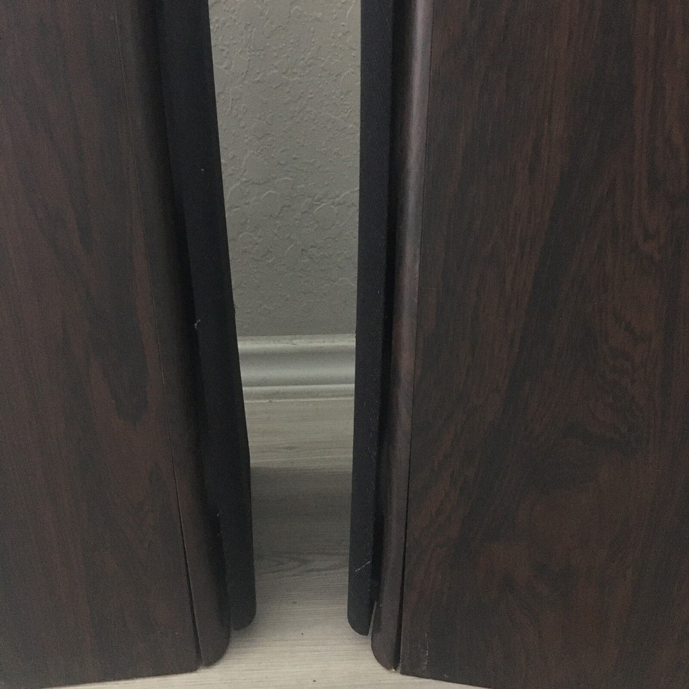 Vintage Fisher 2 Way Speaker System D2 - Untested