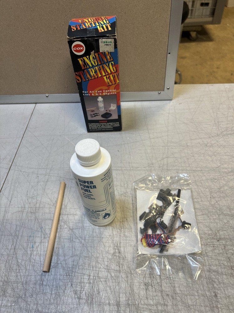 cox 0405 model engine starting kit (New in box)