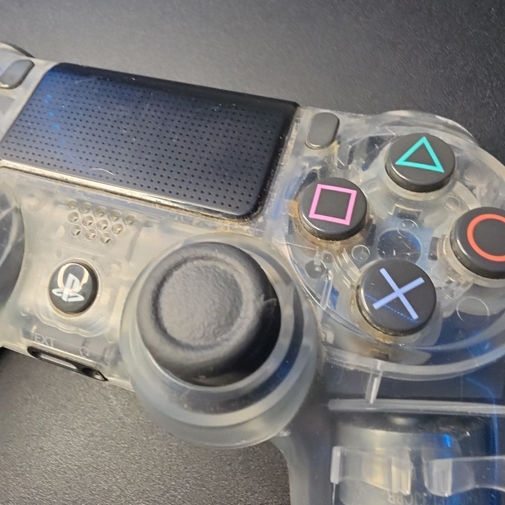 Sony Playstation 4 Pro 1tb Console Bundle With 3 Games & Clear Controller Ps4