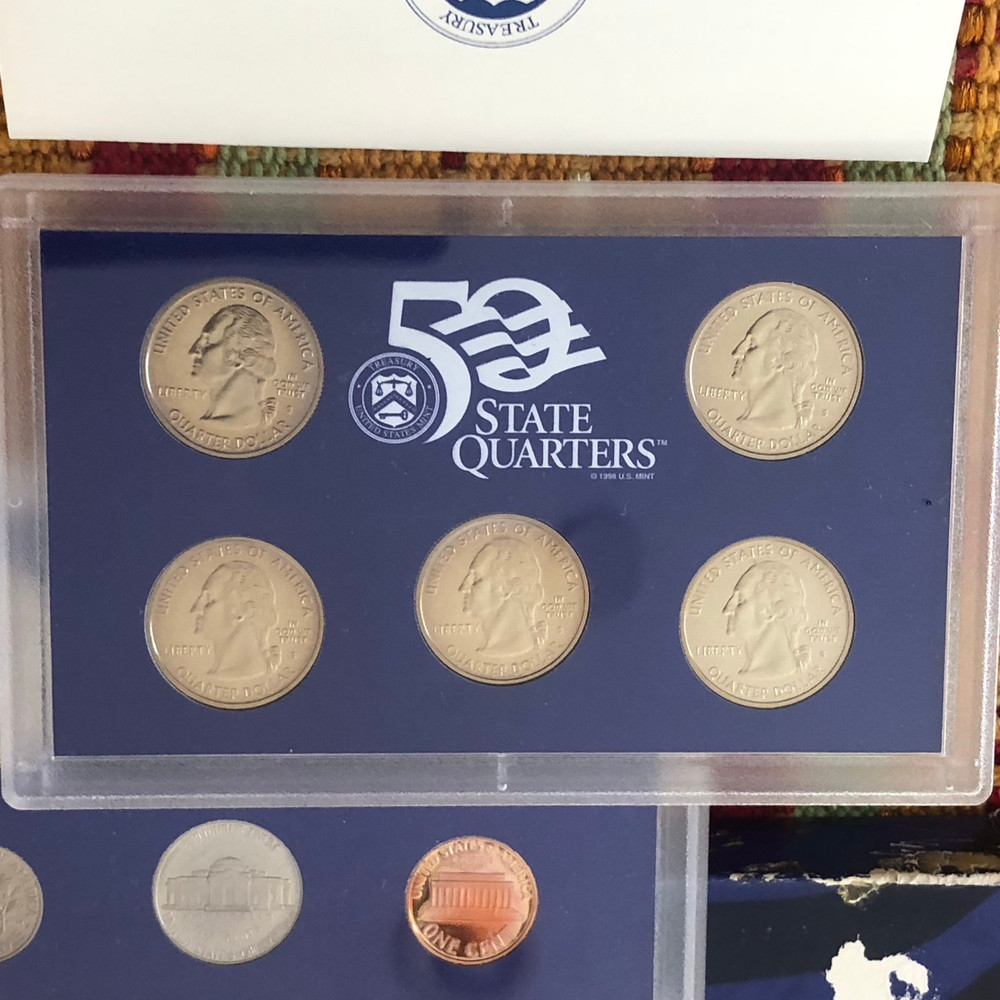 2001 US Mint 50 State Quarters Edition Proof Set with Cert of Authentication