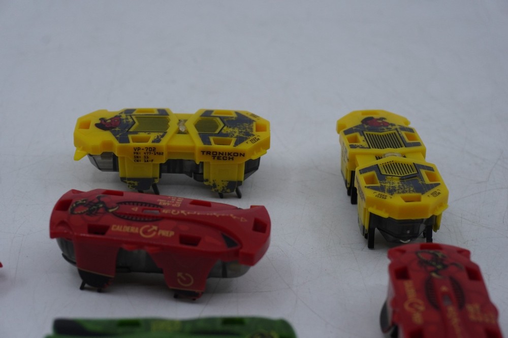 Hexbug Lot Warriors And Accessories Micro Mixed Assorted Robotic Creatures