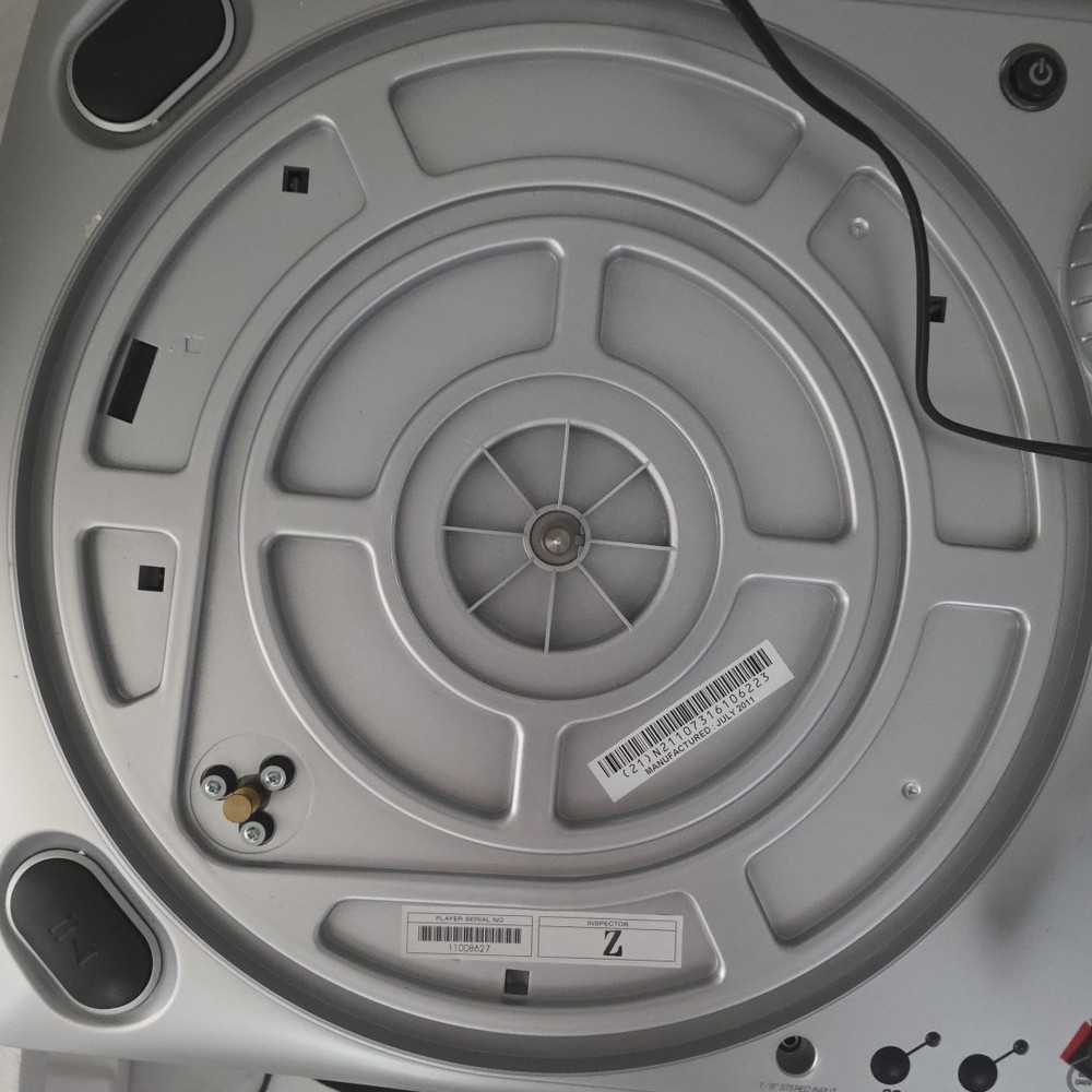 Numark TT USB Professional DJ Turntable W/ Cord Excelent Condition