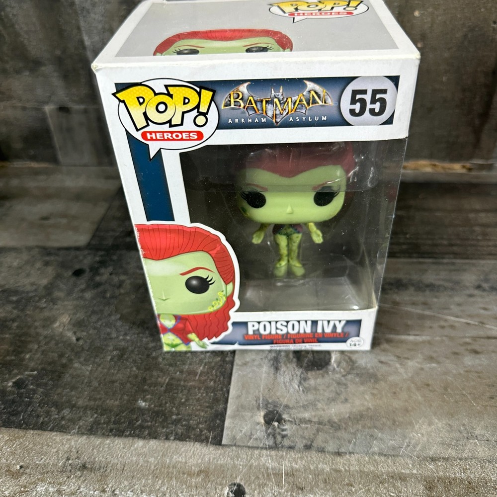 funko pop poison ivy 55 Arkham Asylum (box Damage)