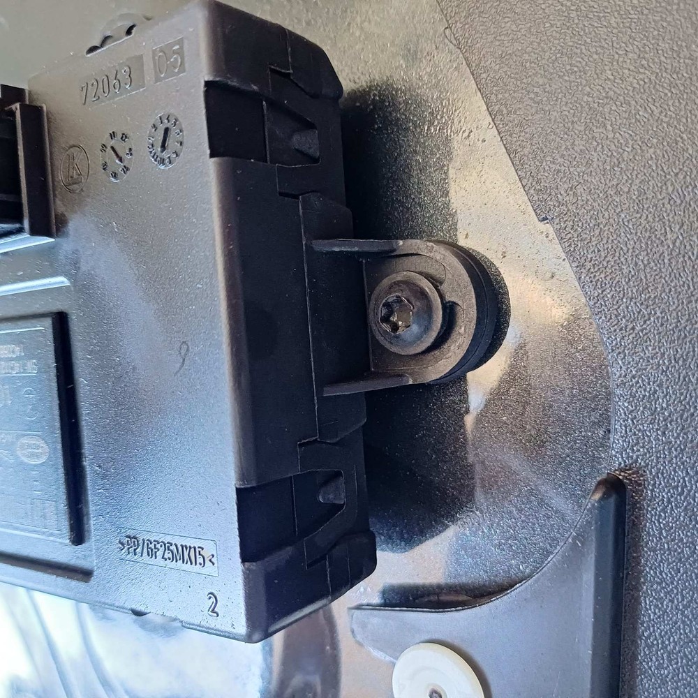2012-2015 Jaguar XF Rear Door Control Module 14D620AC