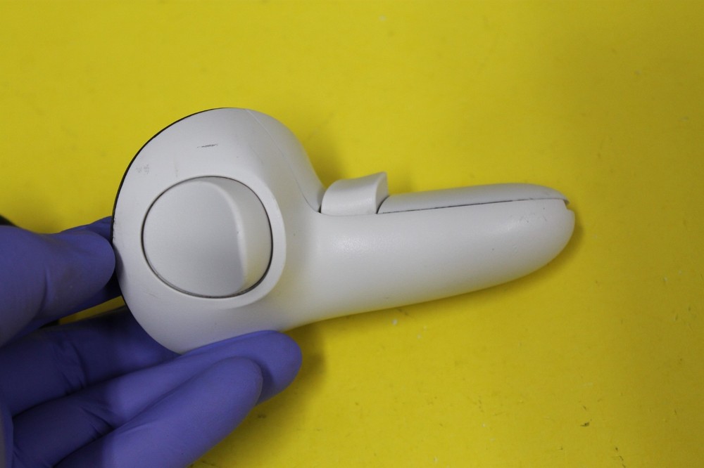 READ ~ Genuine Meta Quest 3 / 3S VR Left & Right Pair Controllers ONLY