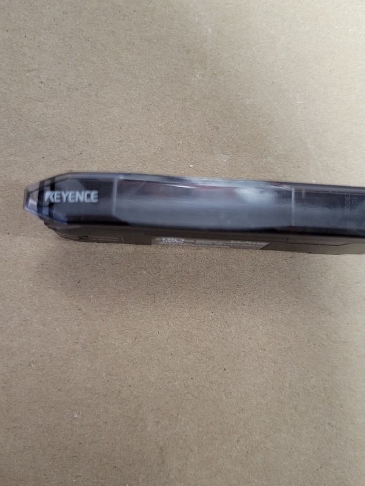 Keyence FS-N11P Fiber Amplifier Cable Type Main Unit PNP