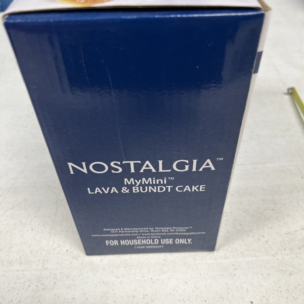 Nostalgia Mini Lava Donut Muffin Bunt Cake Maker Camper Kitchen Compact