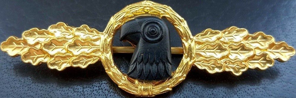 ✚10169✚ German post WW2 1957 pattern Luftwaffe Reconnaissance Clasp in Gold