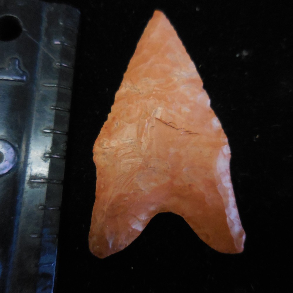 RED DALTON POINT--CLASSIC FORM AND FLAKING