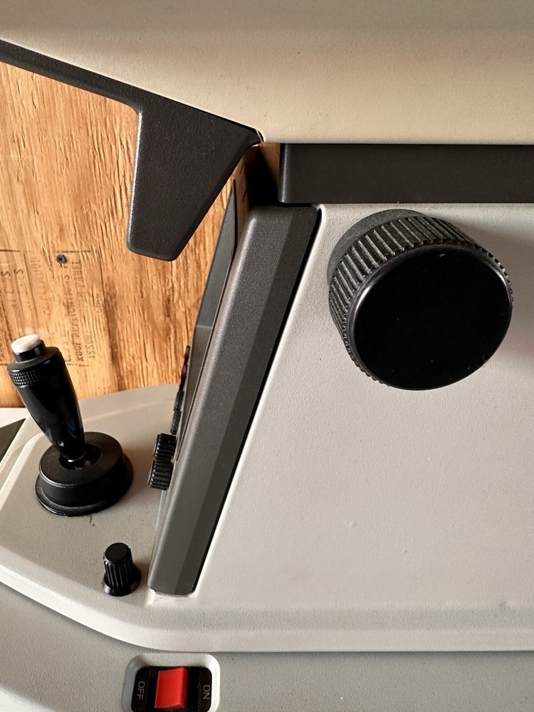 Nidex MarcoARK-2000 Auto Refractor/Keratometer