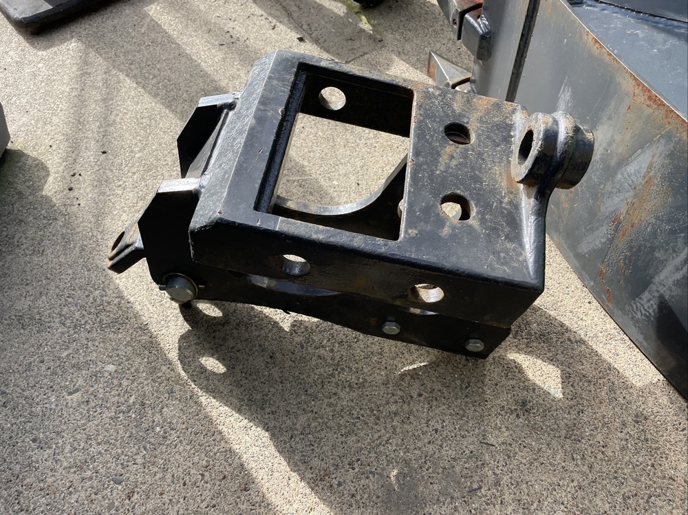 Auger Attachment-Quick Hitch (Cradle Ready) 027