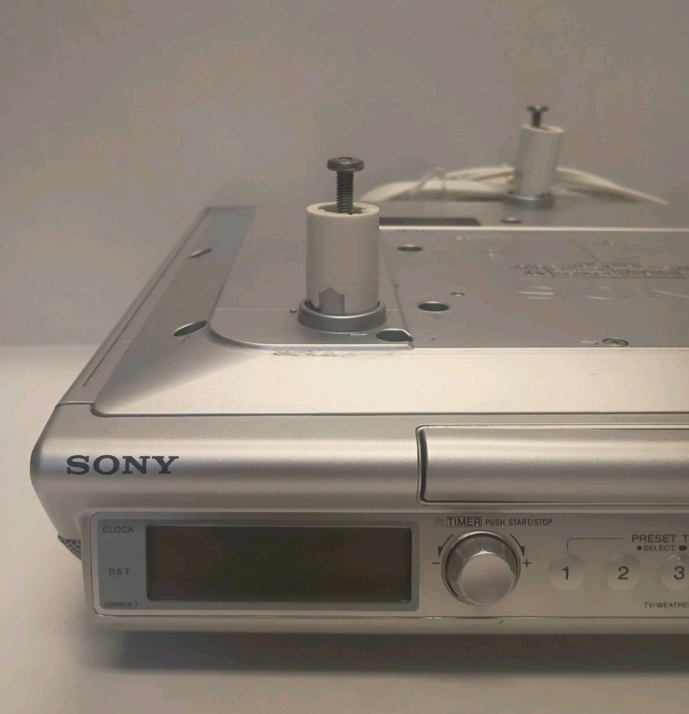 Sony Under Counter AM/FM/CD Player Mod # ICF-CD543RM