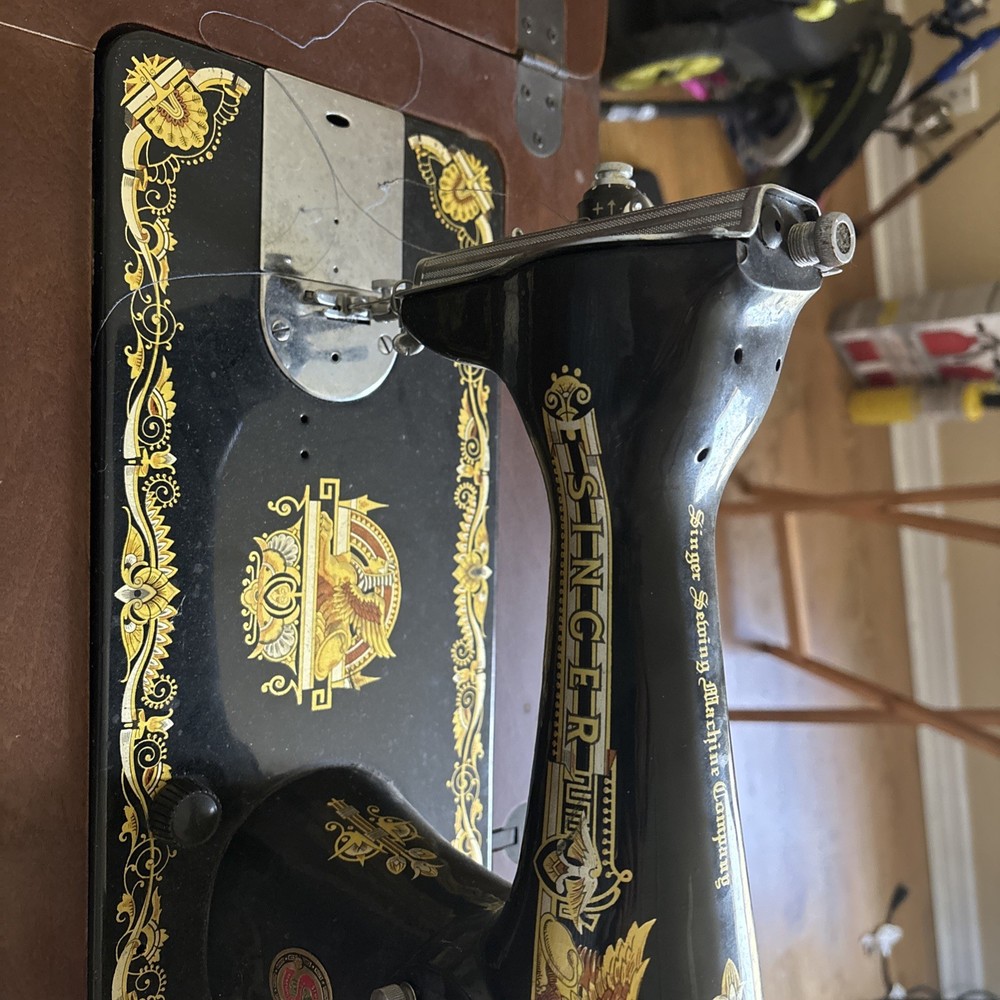 1973 Singer Phenix Sewing Machine
