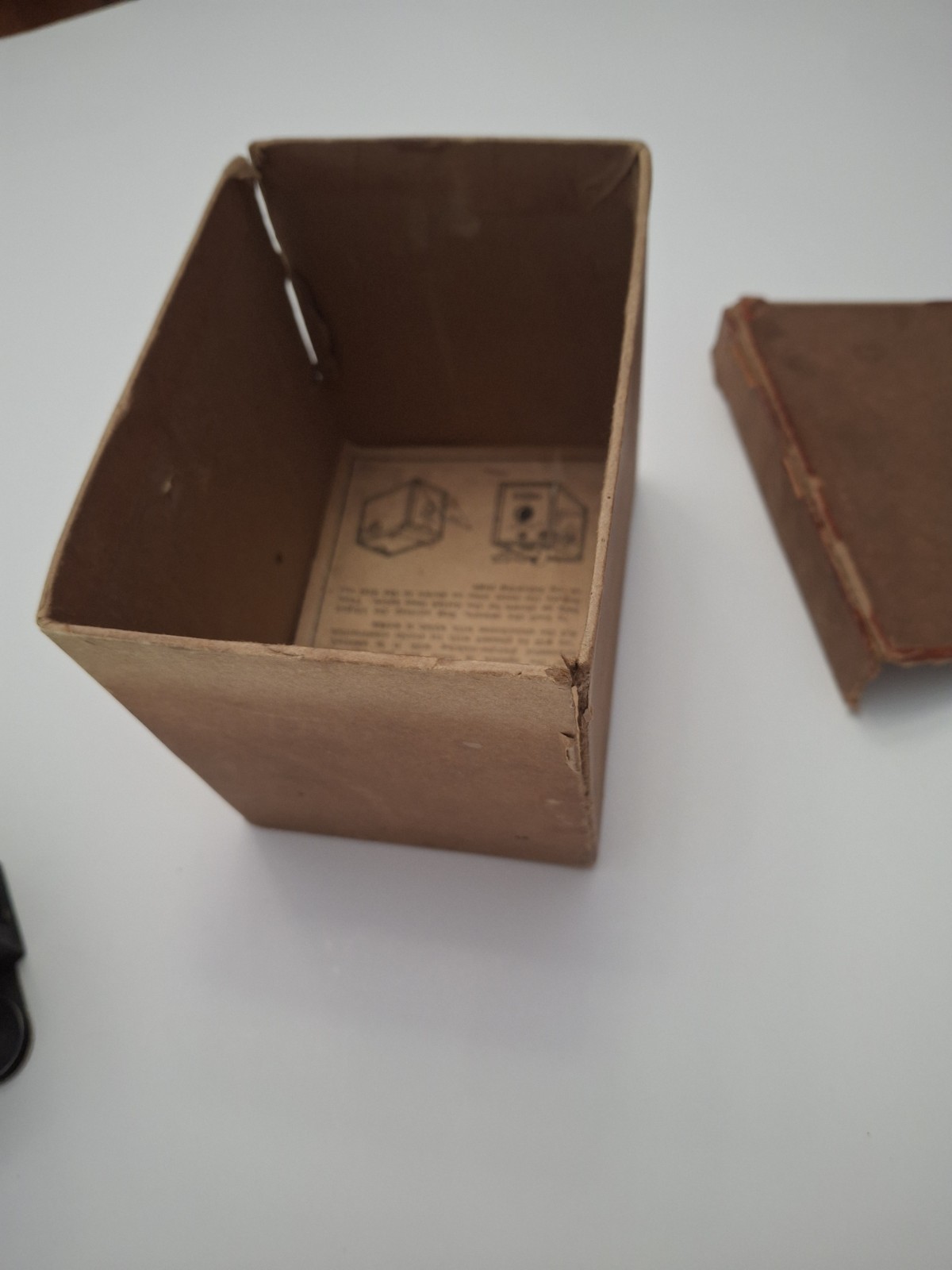 Antique Ansco No. 0 Buster Brown Special Box Camera With Original Box & Manual
