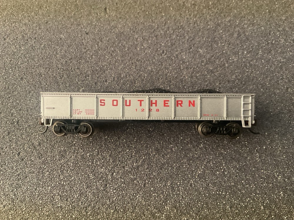 Bachmann N scale Yard Boss train set + EXTRA