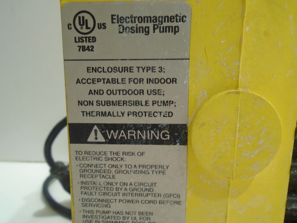 LMI MILTON ROY C131-31251 ELECTROMAGNETIC DOSING PUMP TYPE 3 ENCLOSURE