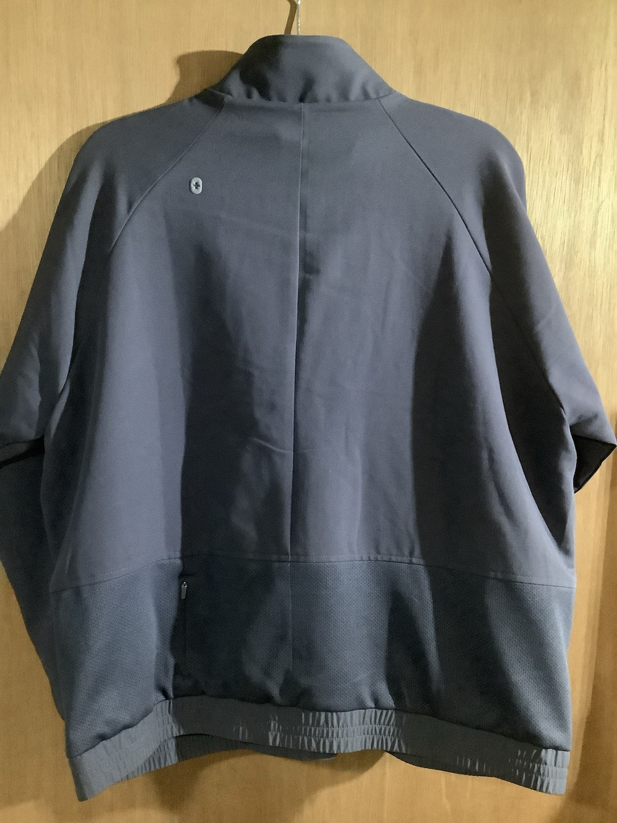 Veterinary Emergency Group Jackets Lot