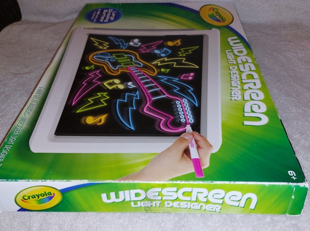 CRAYOLA WIDESCREEN LIGHT DESIGNER Lighted Eraseable Marker Board Pre-Owned