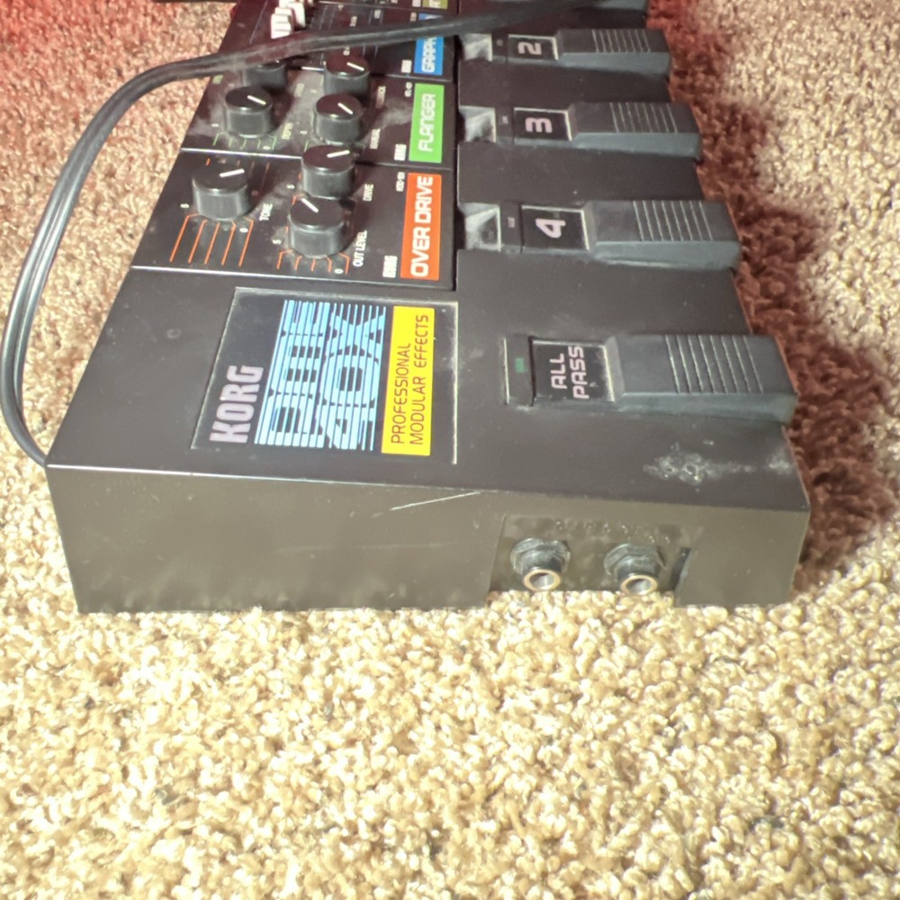 Korg PME-40X Modular Effect OVER DRIVE, DIGITAL DELAY, GRAPHIC EQ, EXT SELECTOR