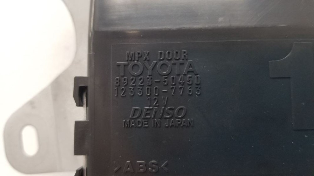 18 LEXUS LS500 MULTIPLEX NETWORK DOOR CONTROL LEFT DRIVER 8922350450