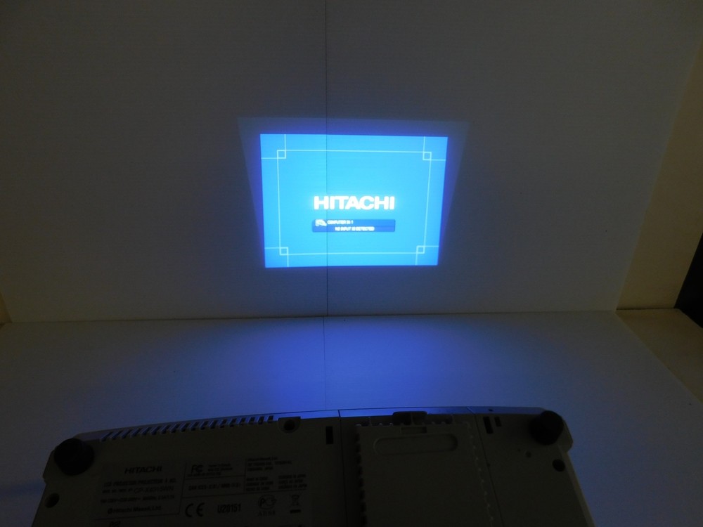 ^^ HITACHI CP-X4015WN 3LCD PROJECTOR (ASP9)
