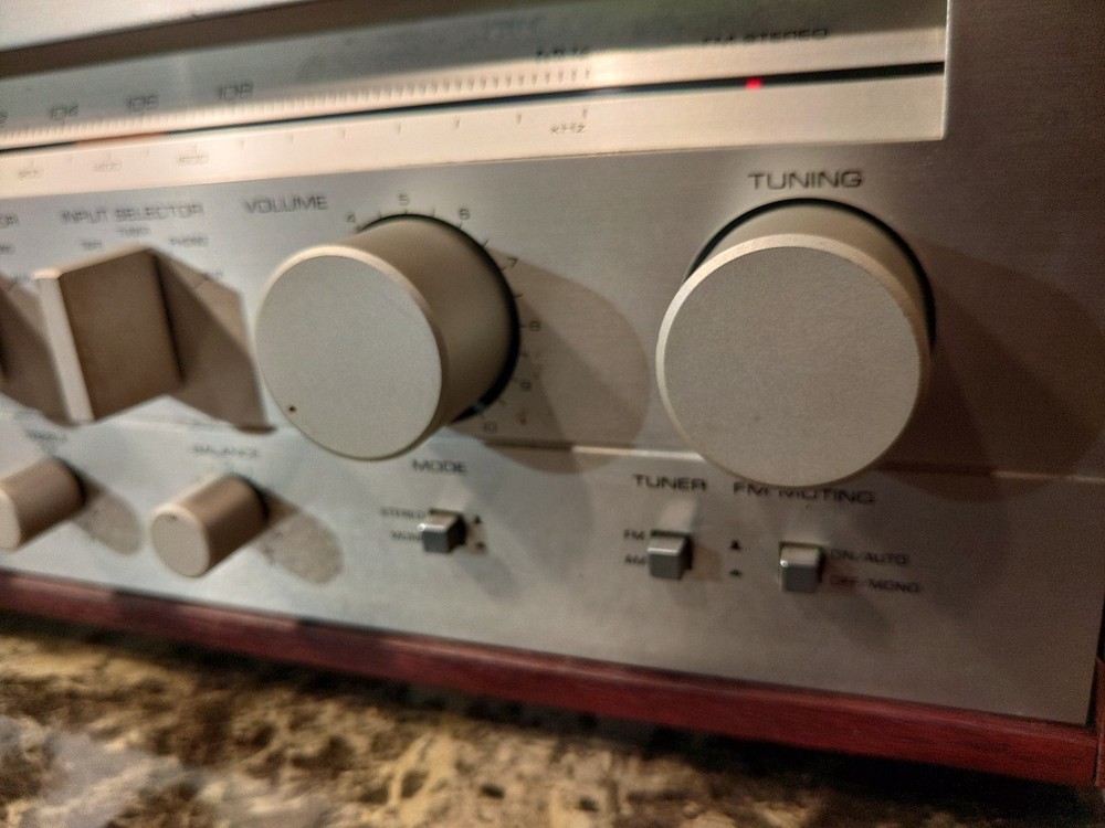 YAMAHA CR440 RECEIVER*NICE* Fully Functioning - Relamped - Controls cleaned.