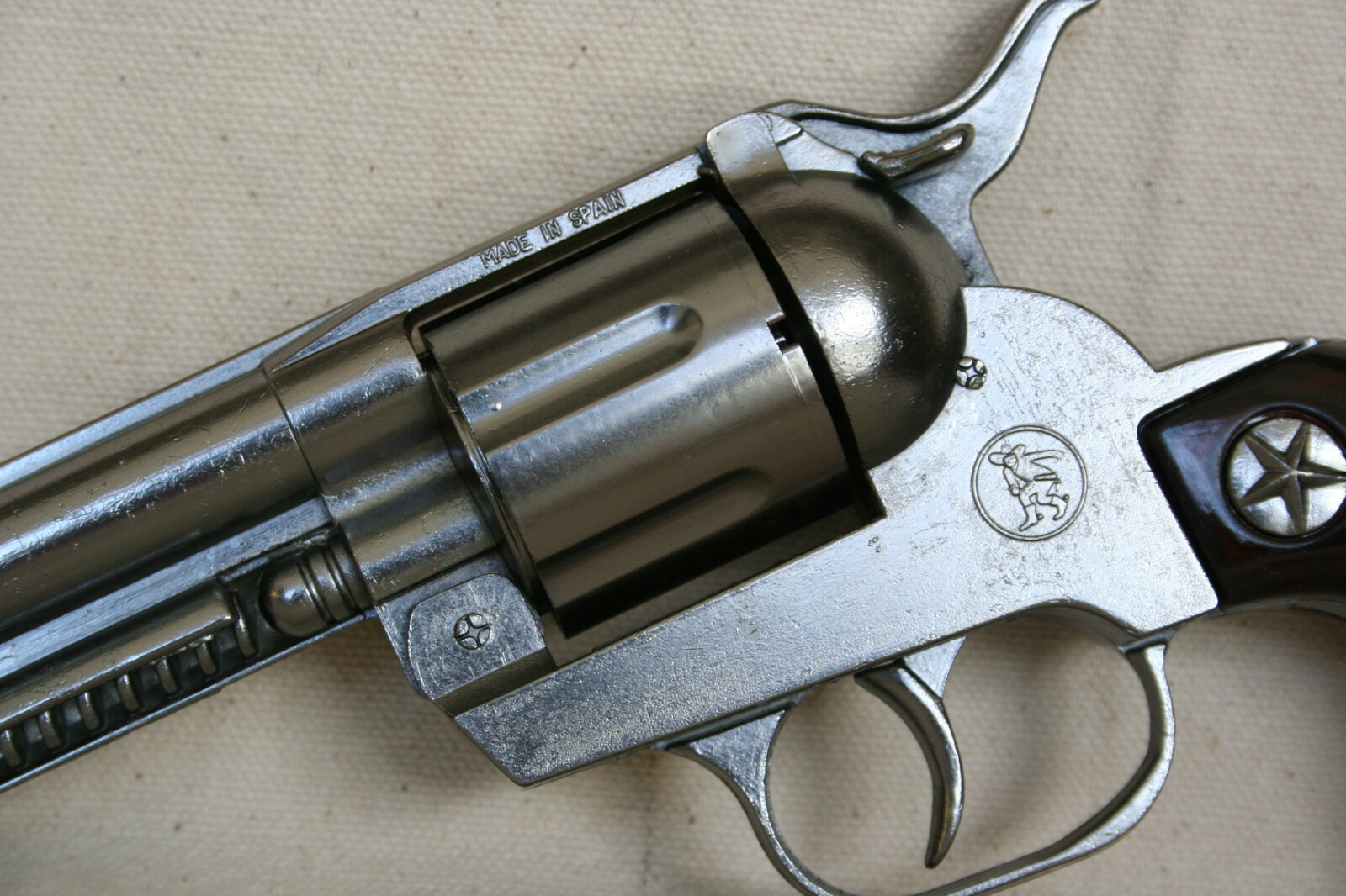 Cap Gun Revolver Die Cast Pistol 12 shot Made in Spain BRAND NEW Outlaw Gonher