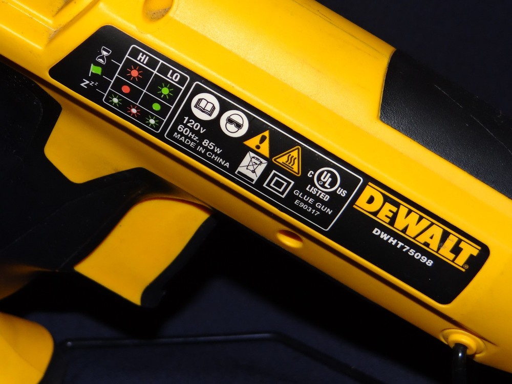 DeWalt Ceramic Glue Gun