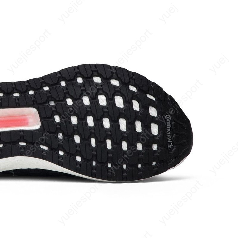 adidas Ultraboost 19 Core Black B37704