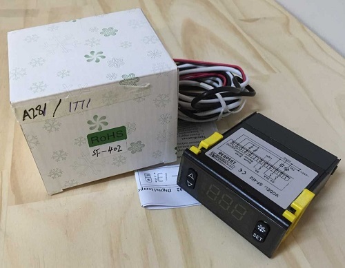 SHANGFANG SF-402 Digital Temperature Controller