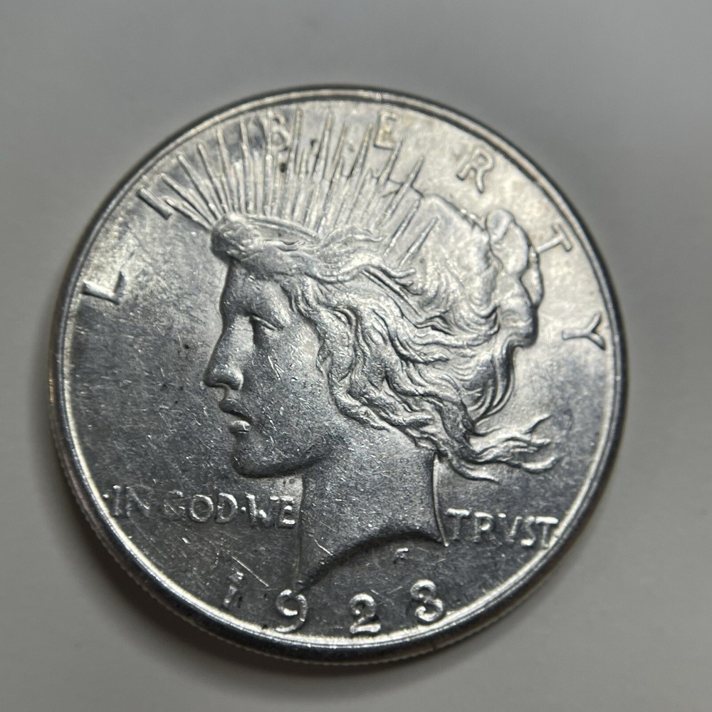1923-S $1 Peace Dollar UNC - 82070