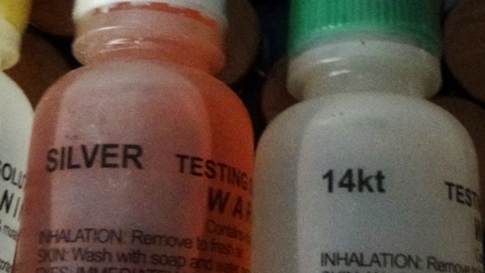Gold and Silver Test Kit Scale and Scratch Stone