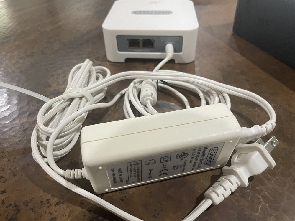 Sonos Connect Bridge sw v4.0 in White Excellent Condition!