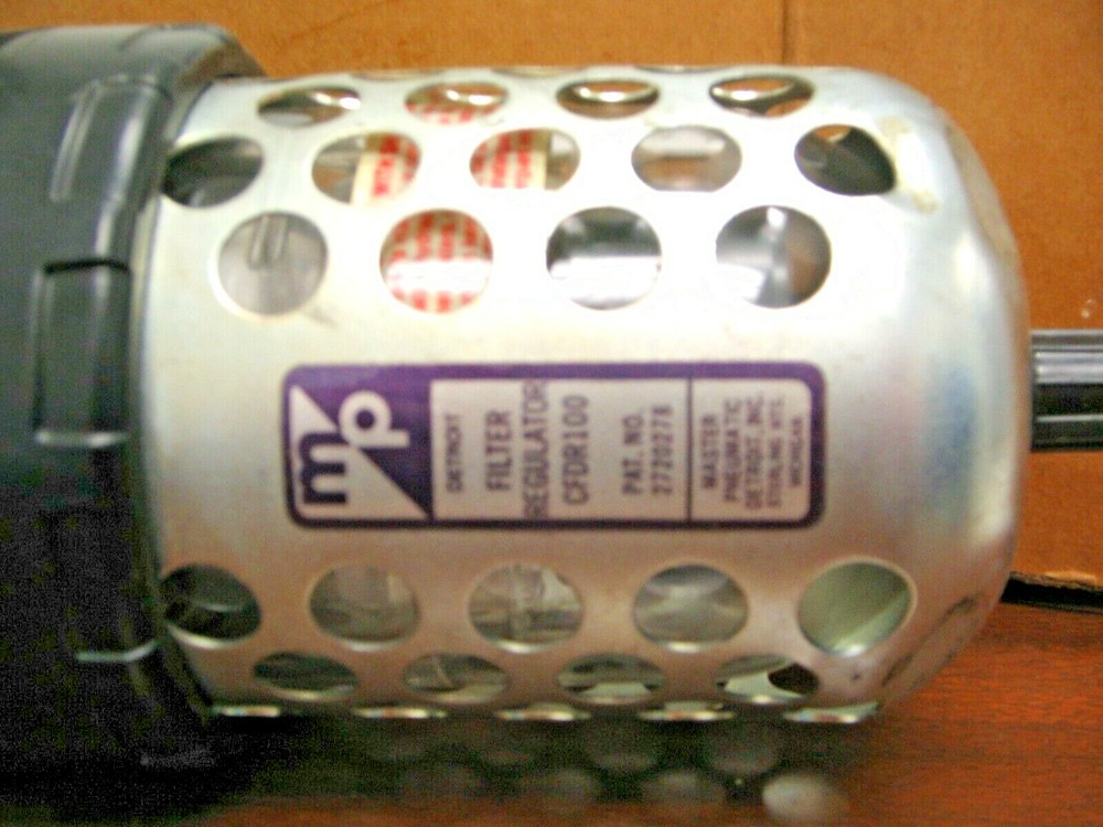 Master pneumatic Detroit Filter Regulator CFDR100 *USED*