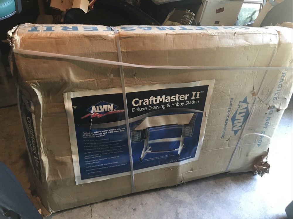 Craft Master Deluxe Drawing And Hobby Station