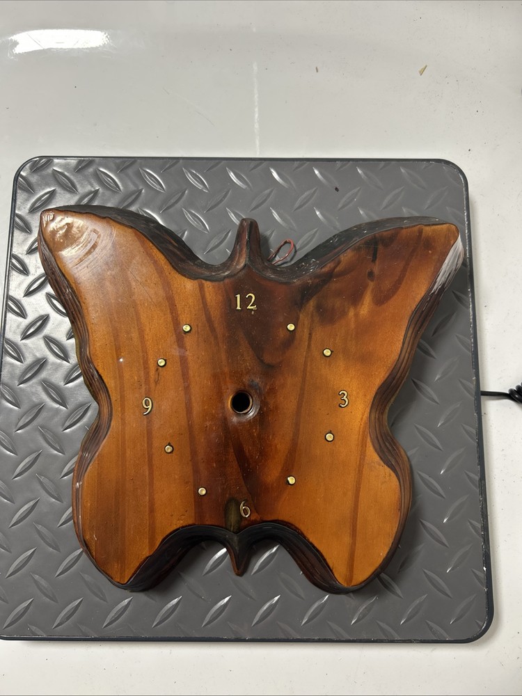 Vintage Lacquared Wood Tree Slice Slab Butterfly Missing Clock!! Read