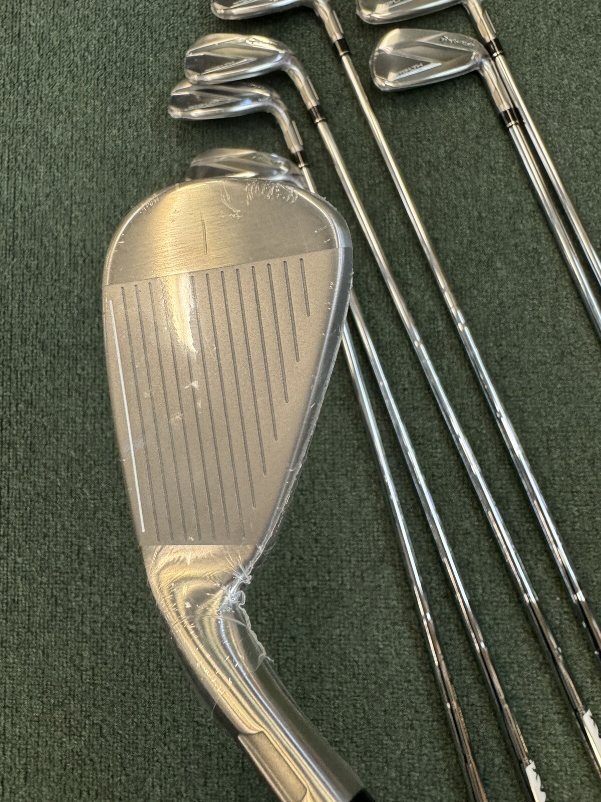 TAYLORMADE STEALTH IRONS 7 PC SET #5-PW,AW KBS MAX MT 85 STL Stiff Flex